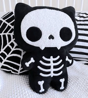 Spooky cute plushies