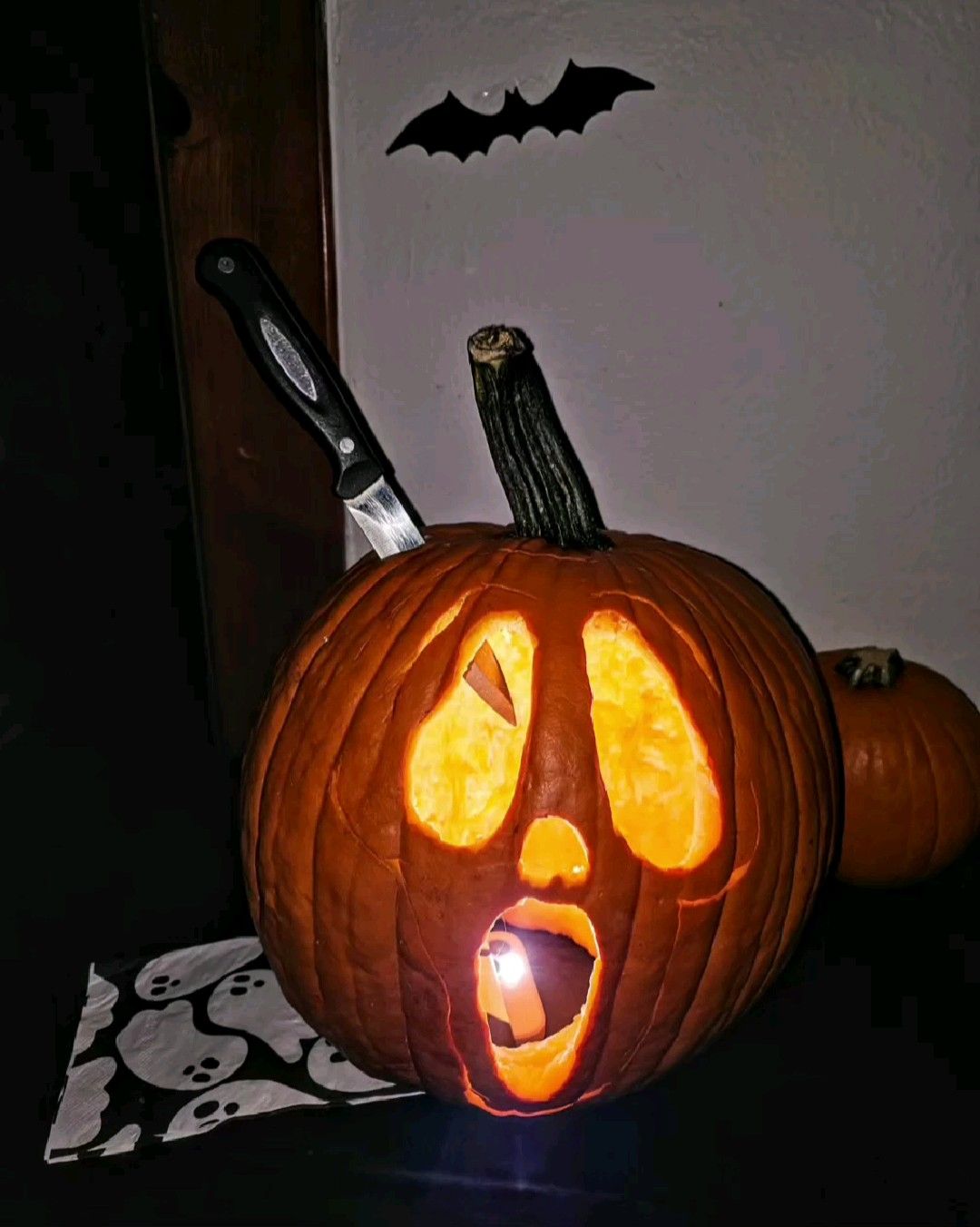 Scream Ghostface pumpkin