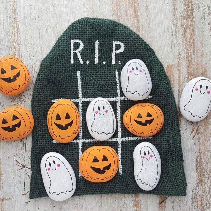 HALLOWEEN TIC-TAC-TOE GAME FOR KIDS FROM ARTISTRO