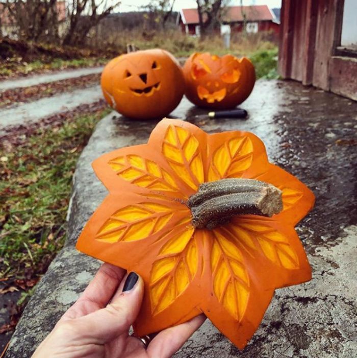25 Creative Pumpkin Carving DIYs for Halloween 2020 – Wonder Forest