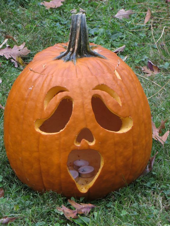 24 Easy Pumpkin Carving Ideas