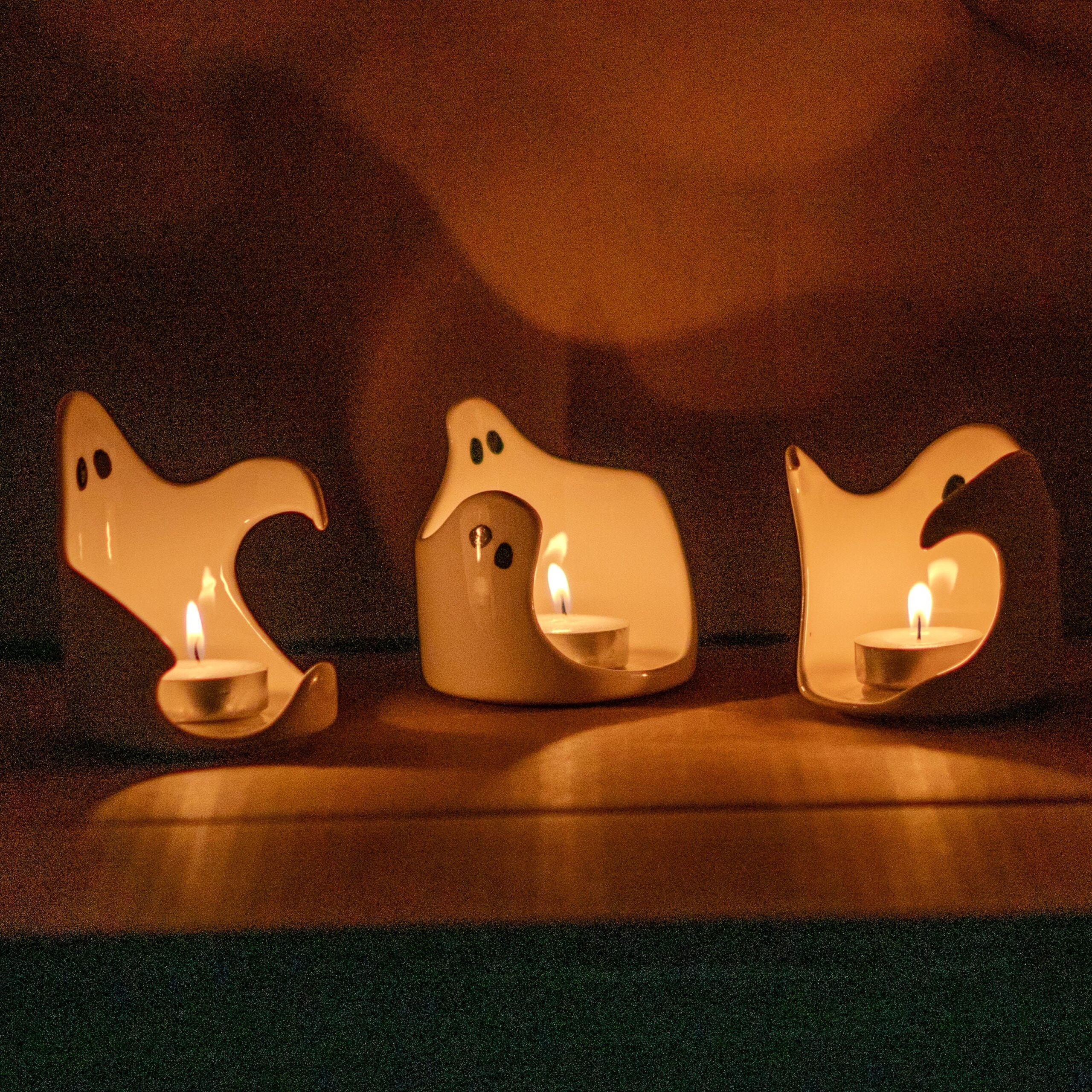 Handmade Ceramic Ghost Tealight Holder Set: Spooky Halloween Decor